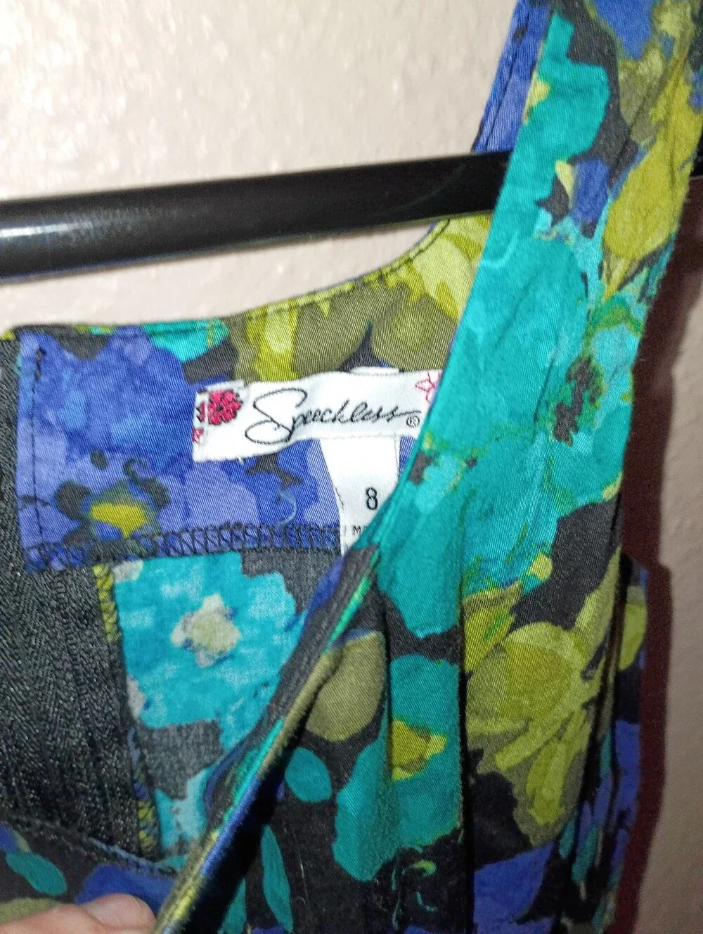 GIRLS SIZE 8 BUNDLE OSHKOSH TOP, SPEECHLESS DRESS, & LINEN PANTS